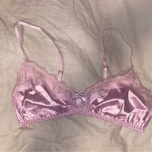 Savage X Fenty Satin Lace Bralette in Soft Pink (Cherry Blossom)